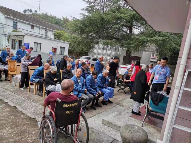 万顺叫车-本地驾驶员熟人熟路