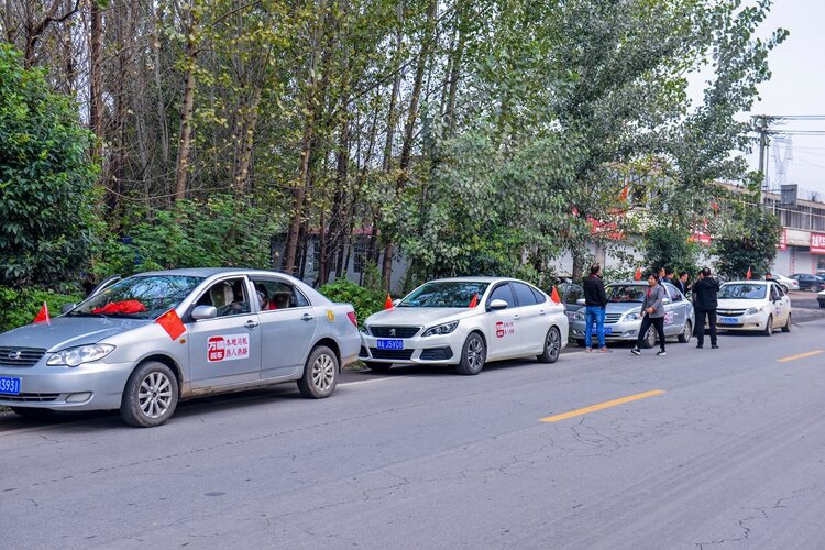万顺叫车-本地驾驶员熟人熟路